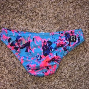 super cute jolyn bottoms